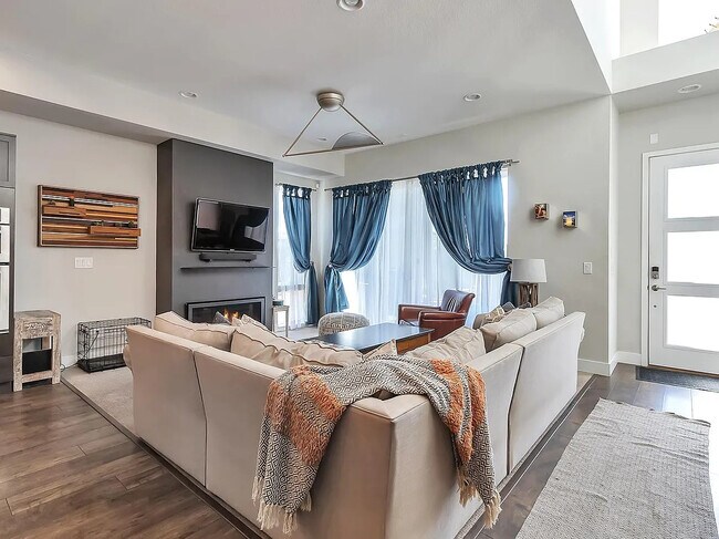 Foto del edificio - 1962 W 67th Pl