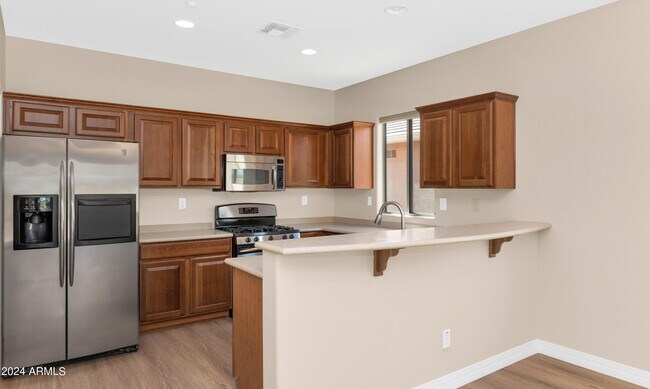 Building Photo - 40320 N Bell Meadow Trail