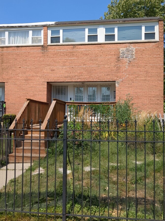 Building Photo - 4134 W 19th St
