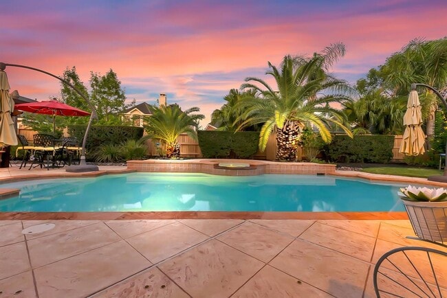 Building Photo - 6334 Collina Springs Ct