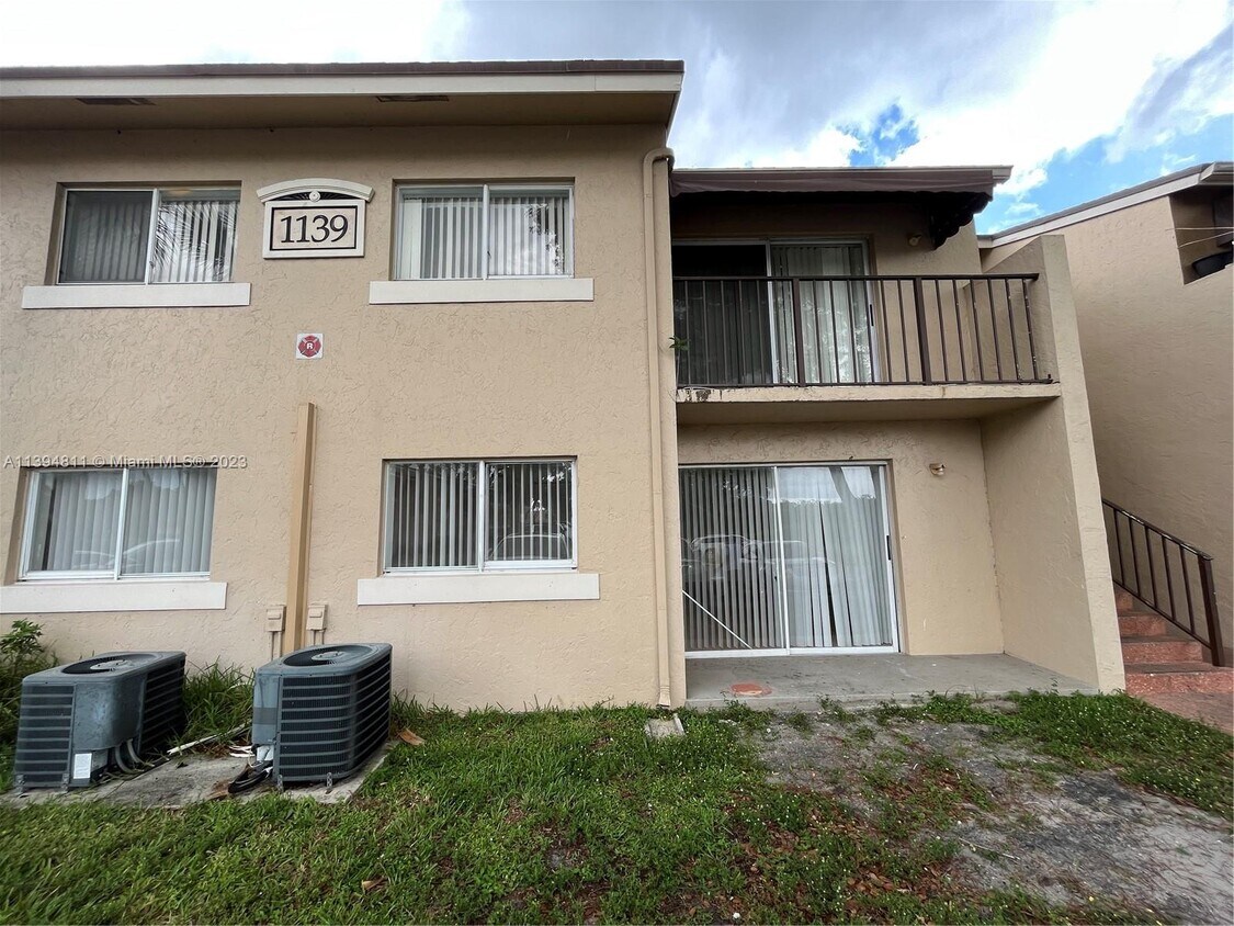 1139 Lake Terry Dr Unit I, West Palm Beach, FL 33411 Condo for Rent