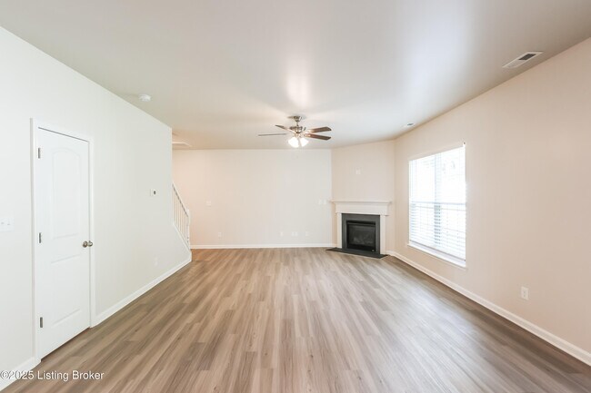 Building Photo - 11915 Parkside Vista Ln