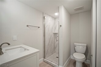 Building Photo - 16380 Dublin Cir Building Photo - 16380 Dublin Cir