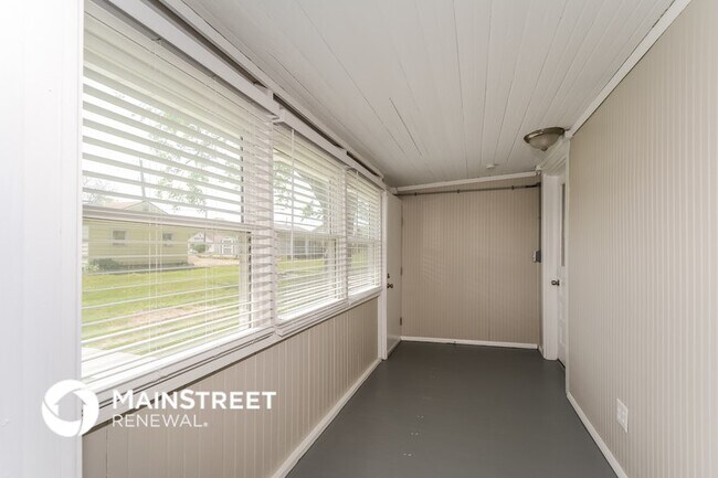 Foto del edificio - 607 Lindsay Ave