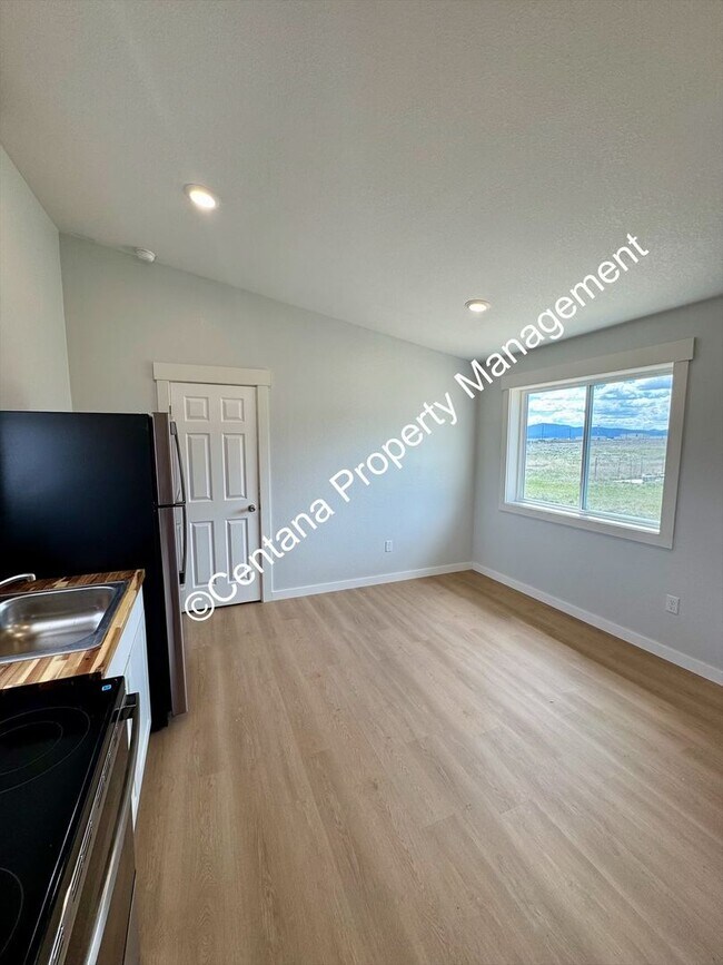 Foto del edificio - 3712-3714 S. Wyoming St