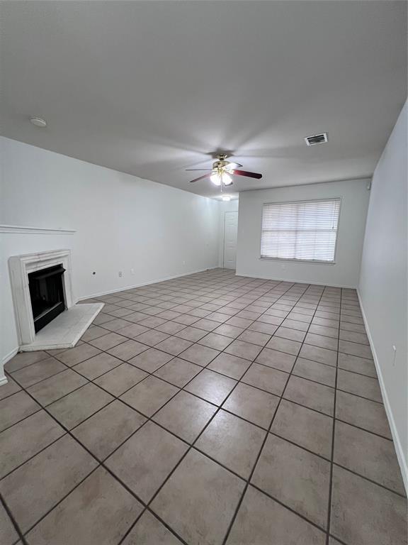 Building Photo - 1024 Stacia's Way