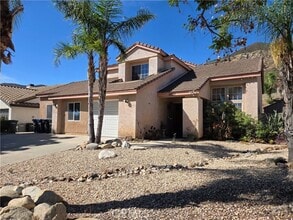Building Photo - 15721 Lakeridge Rd