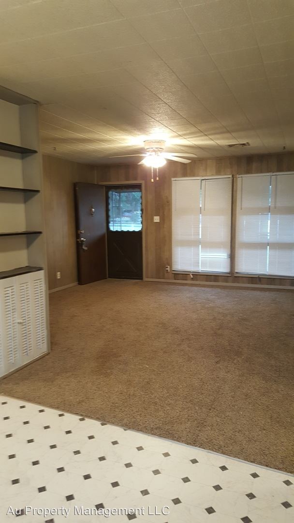 Building Photo - 4 br, 1 bath House - 2412 REDWOOD