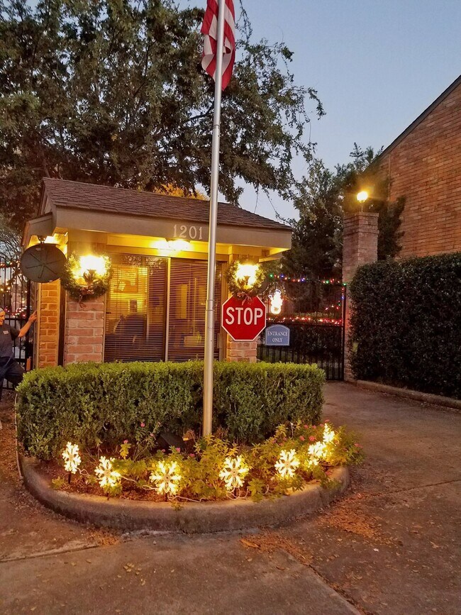 Foto del edificio - 1201 McDuffie St