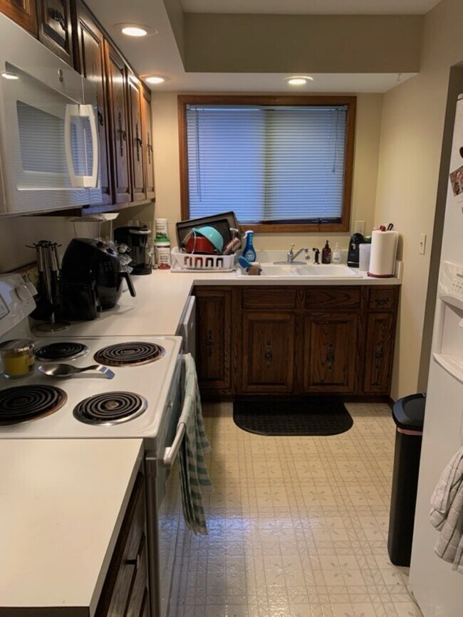 Foto del edificio - 3895 Prairie Ln