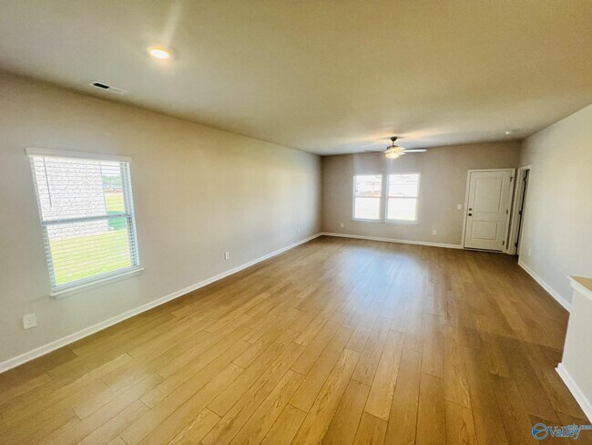 Foto del edificio - 16854 Orleans Dr