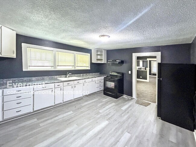 Foto del edificio - 3316 Park Ave SW