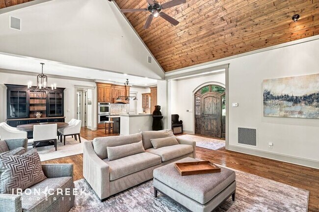 Foto del edificio - 2 Cherokee Orchard Ct