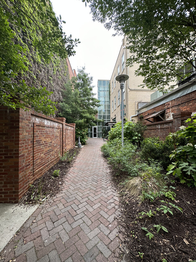 Entry Way - Lofts at Lourie's