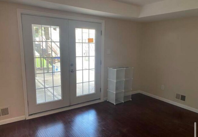 Building Photo - 200 Grantwood Ave