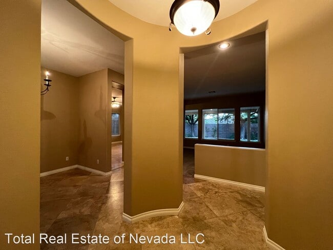 Building Photo - 3 br, 2.5 bath House - 2221 Tedesca Drive