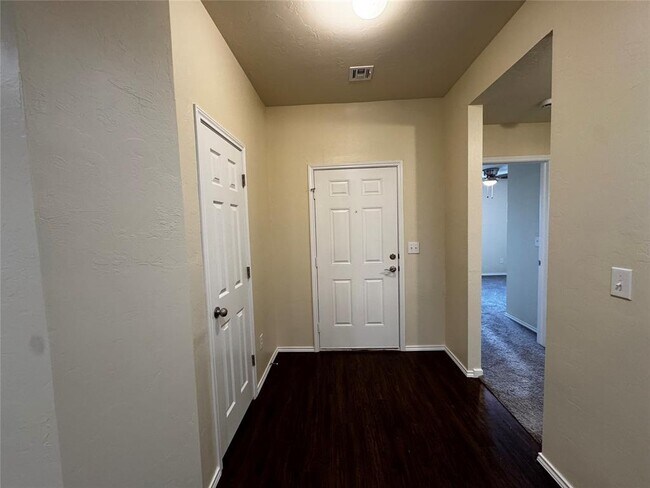 Foto del edificio - 12228 KAMERON Wy