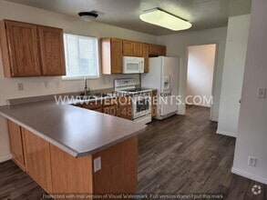 Building Photo - 2521 W 5400 S