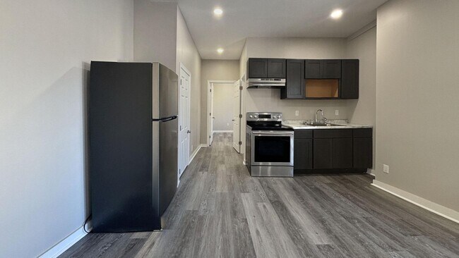 Building Photo - 3066 N Bambrey St