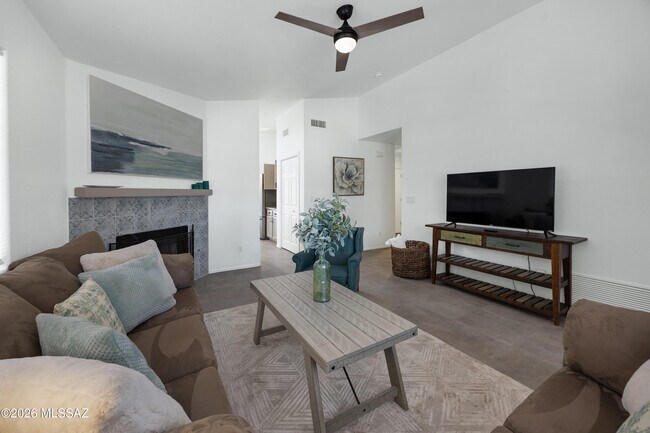 Foto del edificio - 5537 W Panther Butte St