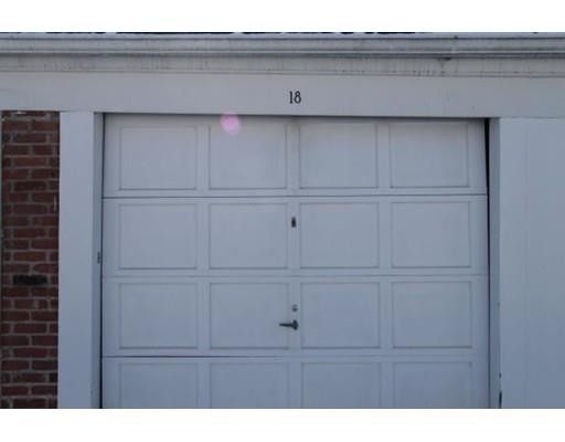 Building Photo - 39 Williamsburg Dr