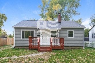 Building Photo - 2036 W Kessler Blvd N Dr