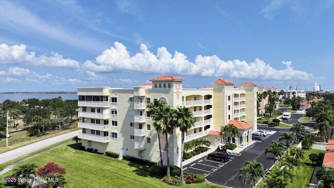 Foto del edificio - 732 Bayside Dr