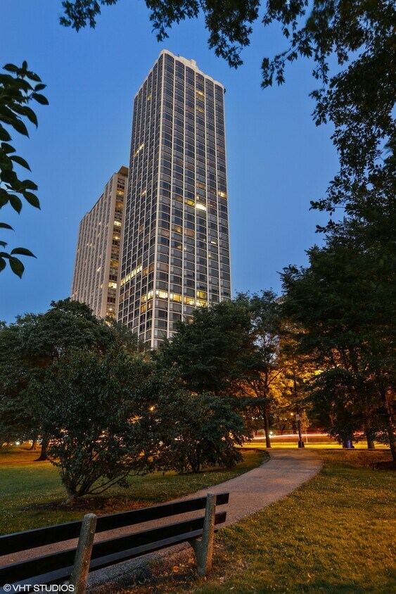 Foto principal - 1555 N Astor St