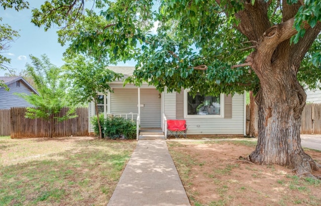 Building Photo - 2609 41st St