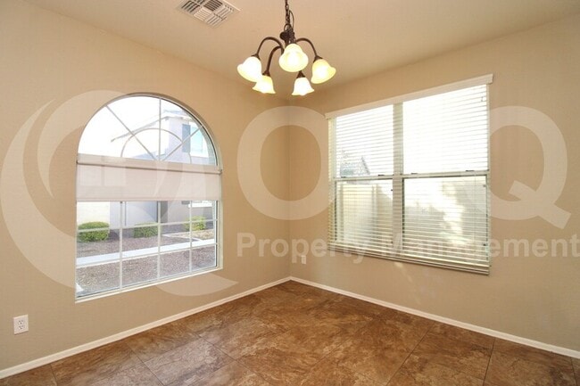 Building Photo - 962 S Brewer Dr