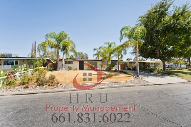Foto del edificio - NE-Bakersfield 3 bedrooms 1 baths