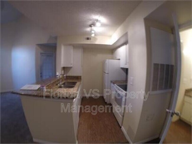 Building Photo - 413 Fountainhead Cir