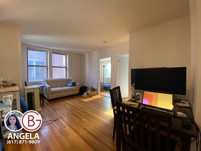 Foto del edificio - 92 W Cedar St