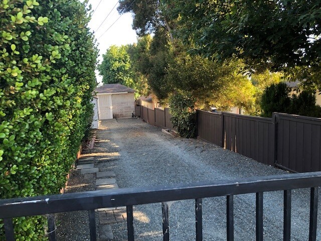 Building Photo - 4669 Malabar Ave