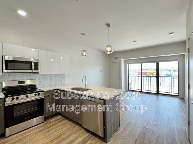 Foto del edificio - 1653 Midtown Pl