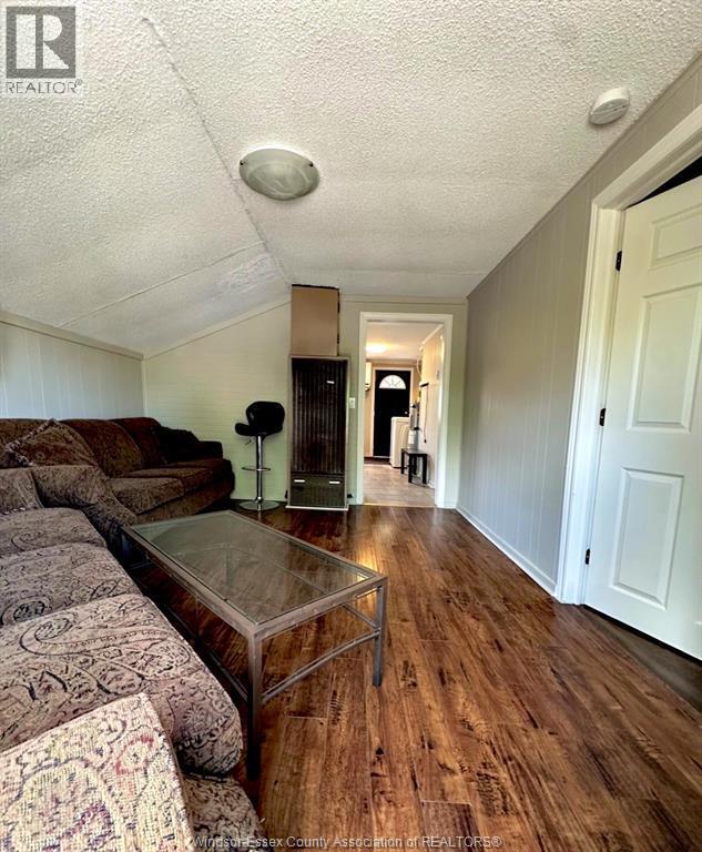 Building Photo - 157 PARK St