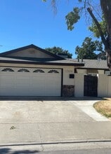 Building Photo - 1309 Cardinal St