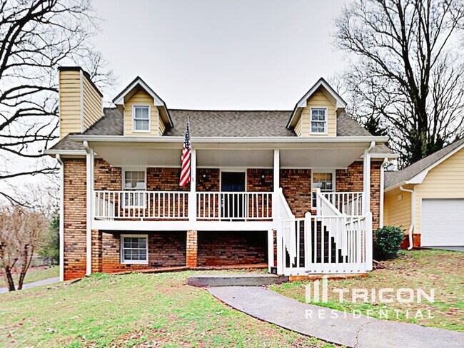 Building Photo - 429 Sugar Springs Way