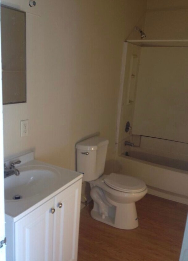 Bathroom - 61 Laurel St