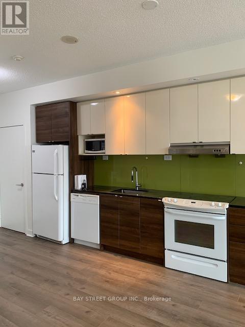 Building Photo - 121 McMahon Dr