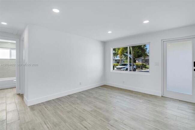 Foto del edificio - 311 NW 12th Ave