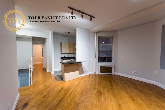 Foto del edificio - 230 W 107th St