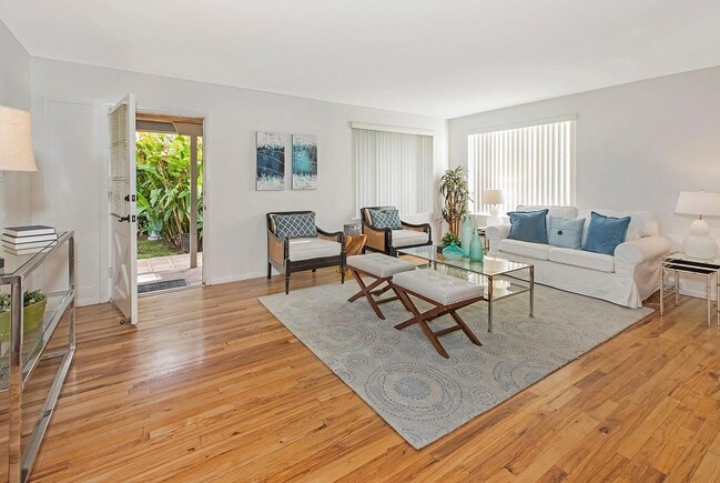 Foto del edificio - 855 Holly Ave
