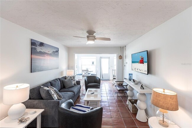 Building Photo - 6020 Midnight Pass Rd