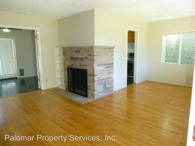 Foto del edificio - 2 br, 1.5 bath House - 329 E. 7th Ave