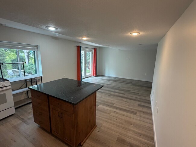 Foto del edificio - 13922 S Hawberry Rd