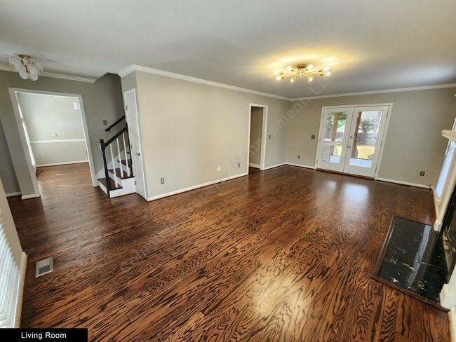 Foto del edificio - 121 Ridgecrest Dr