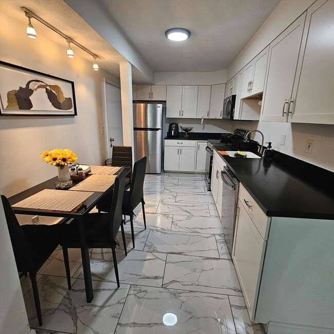 Foto del edificio - 1129 N Shore Rd