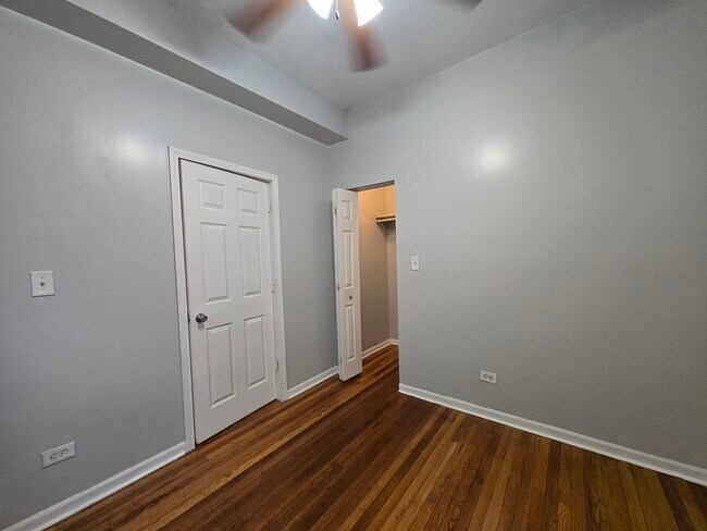 Building Photo - 7618 S Emerald Ave