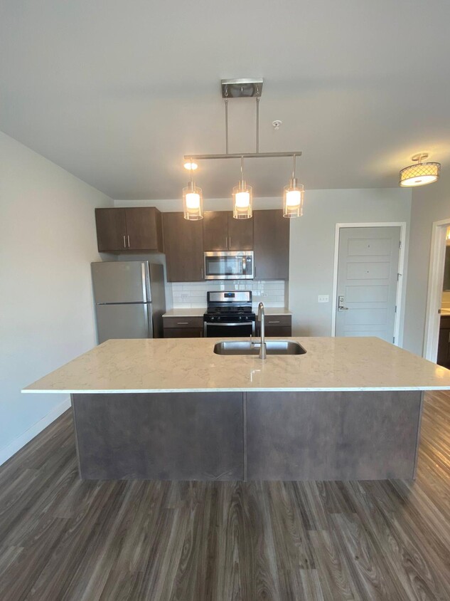 Kitchen - 2535 Watermark Ter